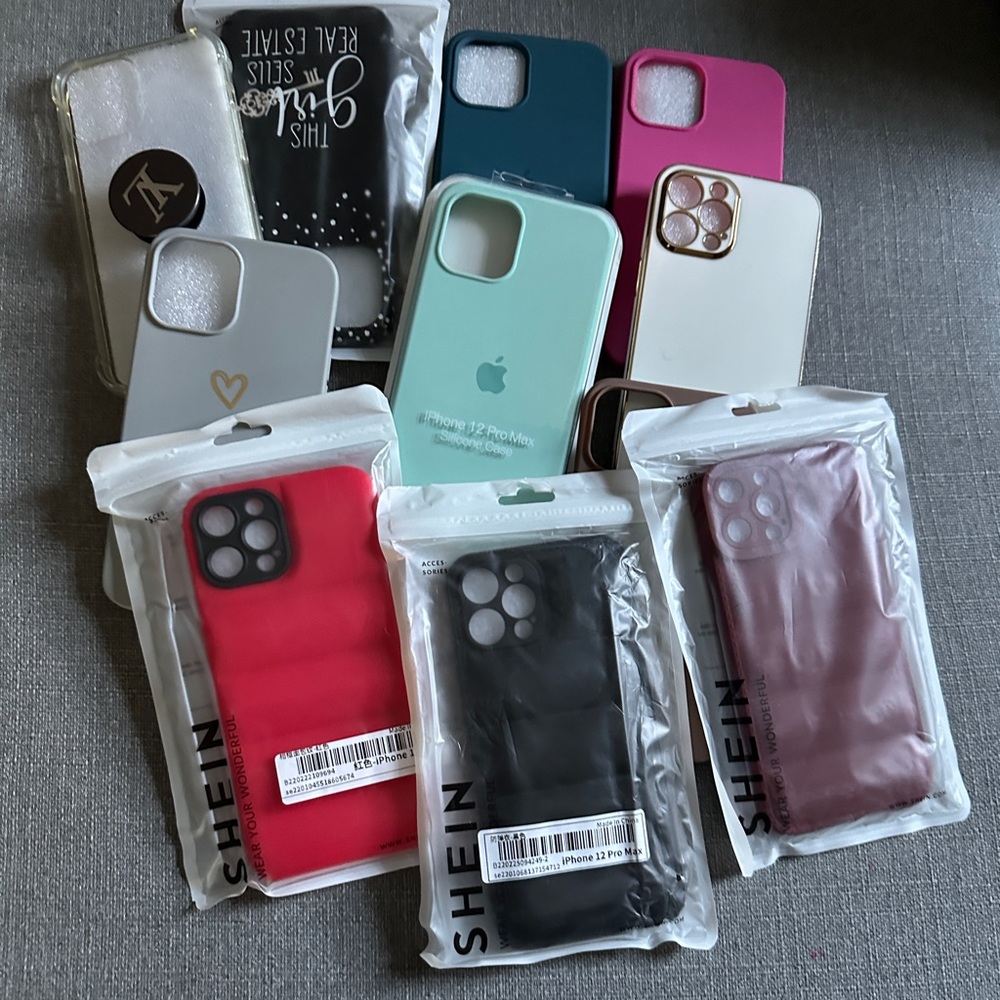 iPhone 12 Pro Max Bundle of Cases